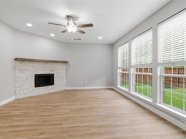 1411  Golf Club Drive , Lantana Texas 76226