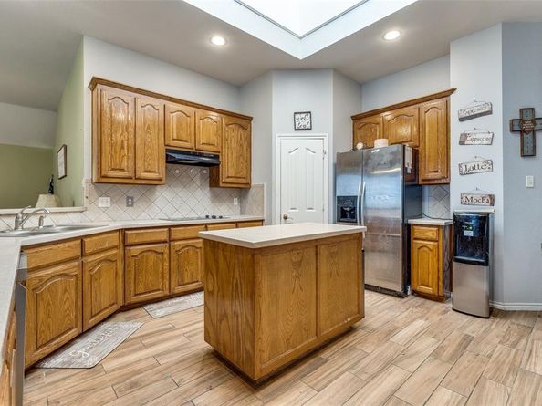 10812  Grayhawk Lane , Fort Worth Texas 76244