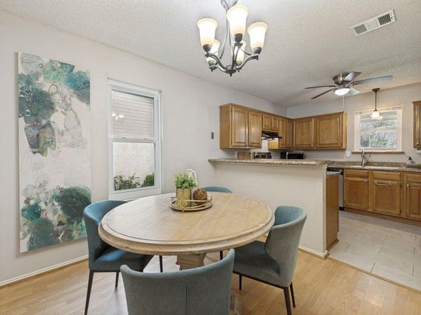2519  Beverly Hills Lane , Mesquite Texas 75150