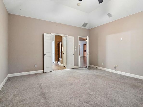 2085  Club Lake Circle , Rockwall Texas 75087