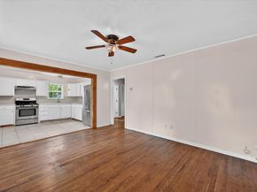 2045  Shea Road , Dallas Texas 75235