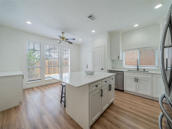 2525  Brooke Trail , Carrollton Texas 75006