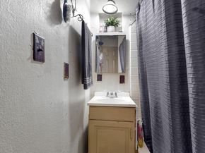 2431  Britton Drive , Dallas Texas 75216