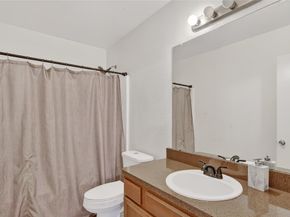 2206  Lapsley Street , Dallas Texas 75212