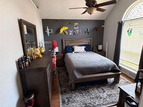 906  busby  , Cedar Hill Texas 75104