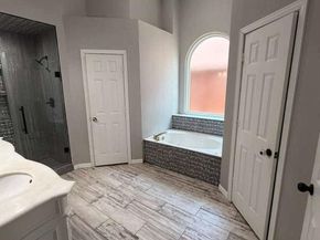906  busby  , Cedar Hill Texas 75104