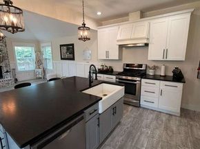906  busby  , Cedar Hill Texas 75104