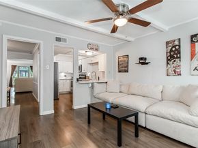 4816  Amesbury   127, Dallas Texas 75206