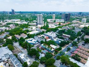 4030  Holland Avenue  8, Dallas Texas 75219