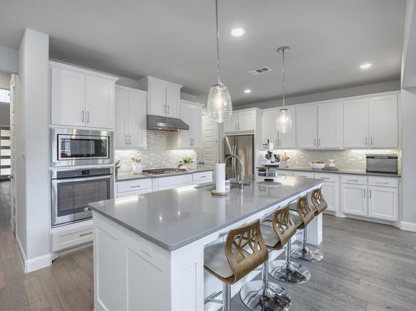 2313  Saint Mary Lane , McKinney Texas 75072