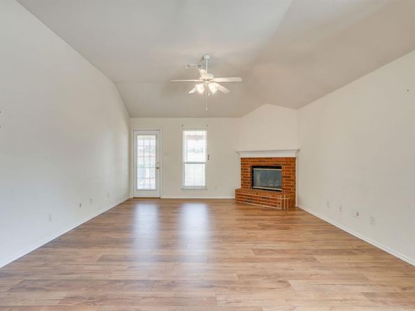8433  Trinity Vista Trail , Fort Worth Texas 76053