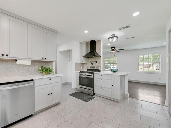 10166  San Lorenzo  , Dallas Texas 75228
