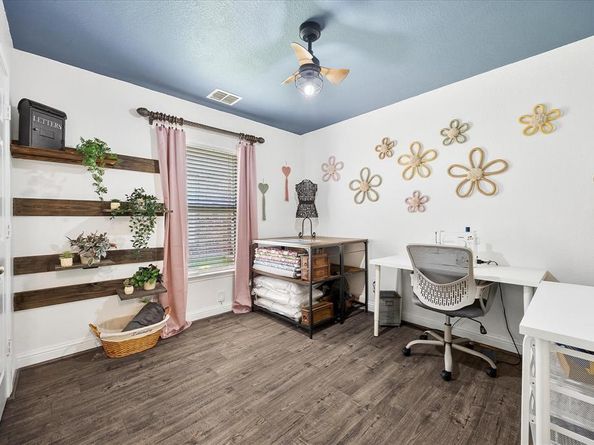 809  Cauble Drive , Fate Texas 75087