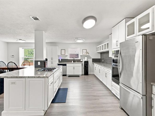2021  Meadowcreek Drive , Plano Texas 75074