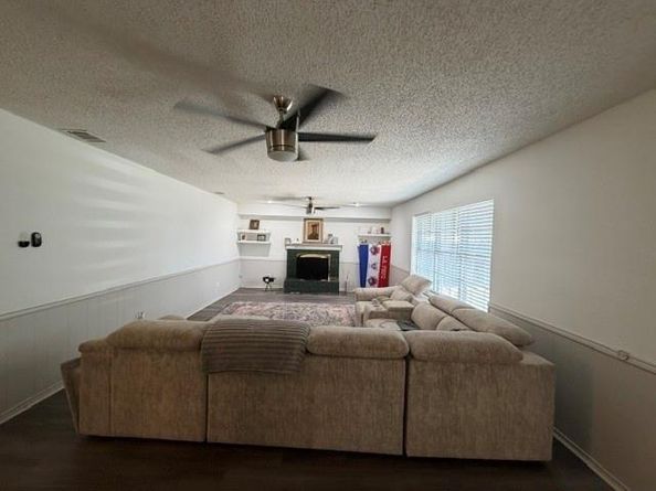 1017  Mill River Drive , Garland Texas 75043