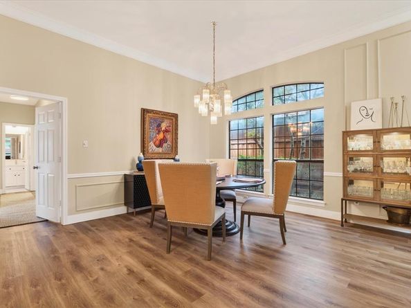 7417  Hiddencreek Drive , Dallas Texas 75252