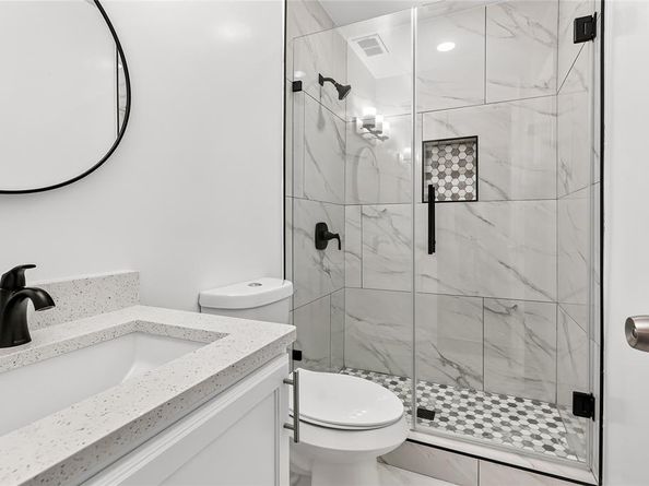 8949  Shorelark Drive , Dallas Texas 75217