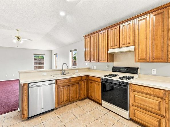 8900  San Joaquin Trail , Fort Worth Texas 76118