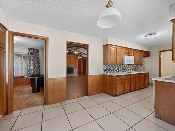 4714  Chilton Drive , Dallas Texas 75227