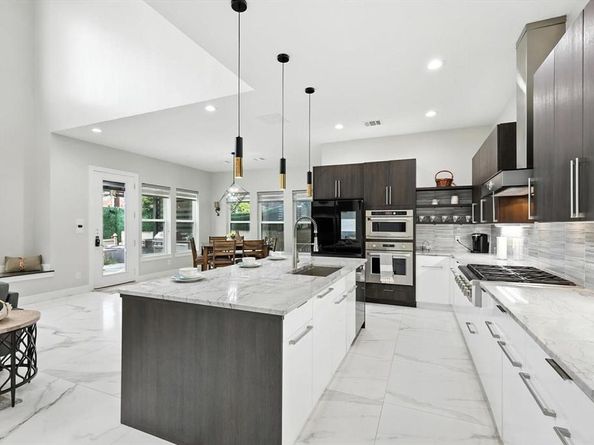 4704  Almeria Court , Irving Texas 75062