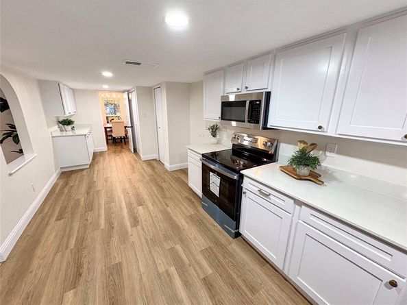 5044  Stanley Drive , The Colony Texas 75056