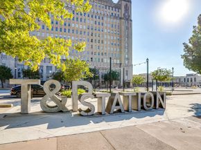 221 W Lancaster Avenue  5003, Fort Worth Texas 76102