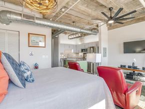 221 W Lancaster Avenue  5003, Fort Worth Texas 76102