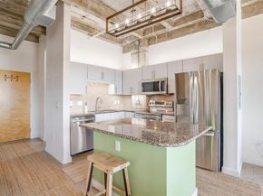 221 W Lancaster Avenue  5003, Fort Worth Texas 76102