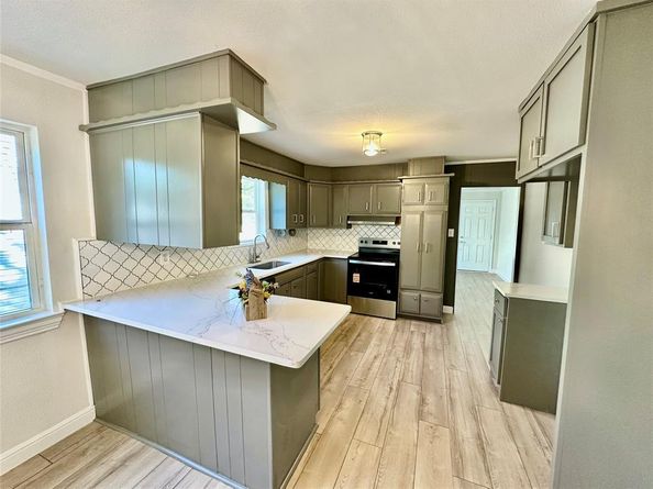 3313  Pueblo Trail , Lake Worth Texas 76135