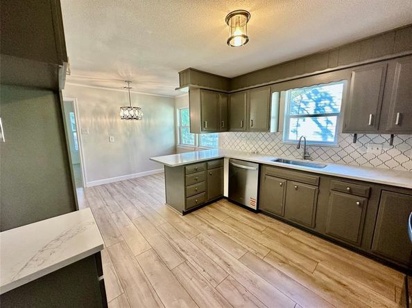 3313  Pueblo Trail , Lake Worth Texas 76135