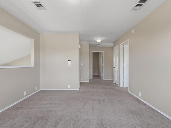 1210  Mule Deer Drive , Arlington Texas 76002