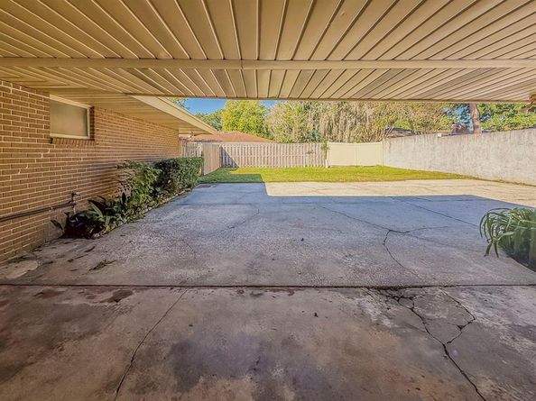 1210  Mule Deer Drive , Arlington Texas 76002