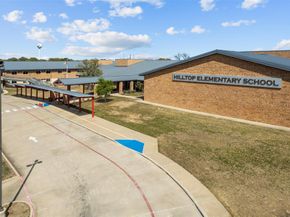 5108  Edge Way , Denton Texas 76226