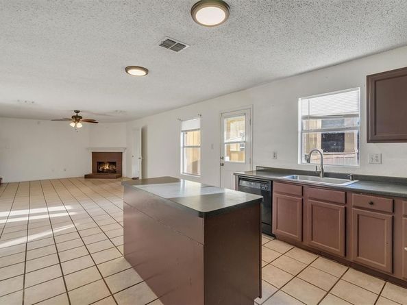 768  Lovern Street , Cedar Hill Texas 75104