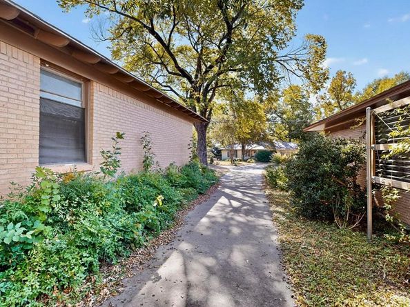 7341  Ravehill Lane , Dallas Texas 75227