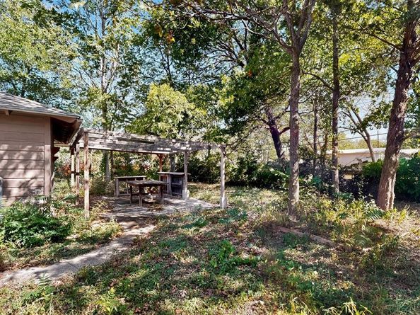 7341  Ravehill Lane , Dallas Texas 75227