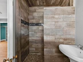 7341  Ravehill Lane , Dallas Texas 75227