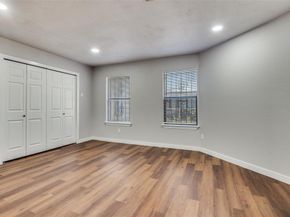 3919  Mehalia Drive , Dallas Texas 75241