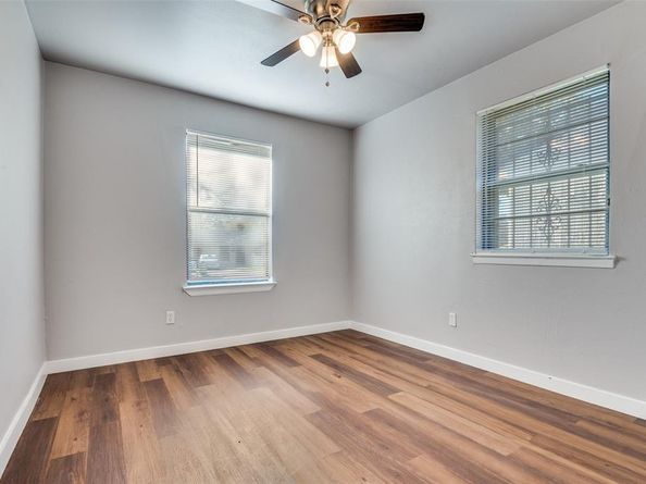 3919  Mehalia Drive , Dallas Texas 75241