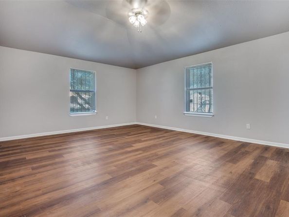 3919  Mehalia Drive , Dallas Texas 75241