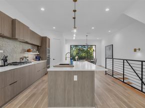 2339  Hondo Avenue , Dallas Texas 75219