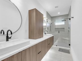 2339  Hondo Avenue , Dallas Texas 75219
