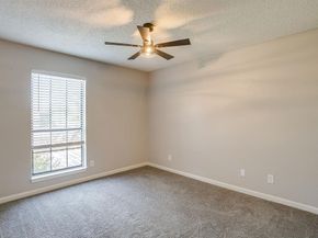 1206  Riverchase Lane  251, Arlington Texas 76011