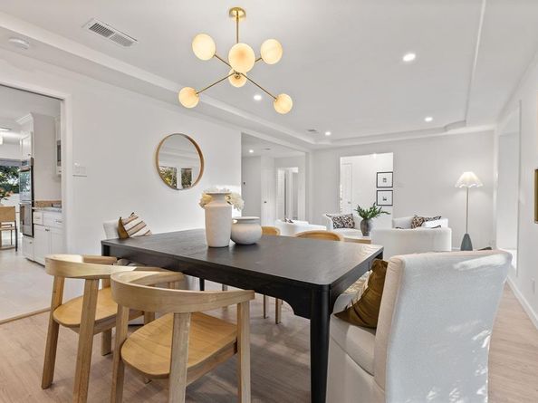 3528 S Hampton Road , Dallas Texas 75224