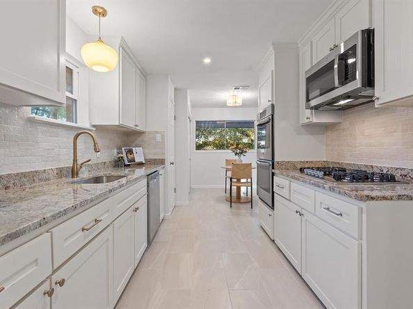 3528 S Hampton Road , Dallas Texas 75224