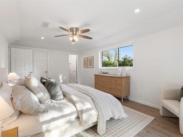 3528 S Hampton Road , Dallas Texas 75224