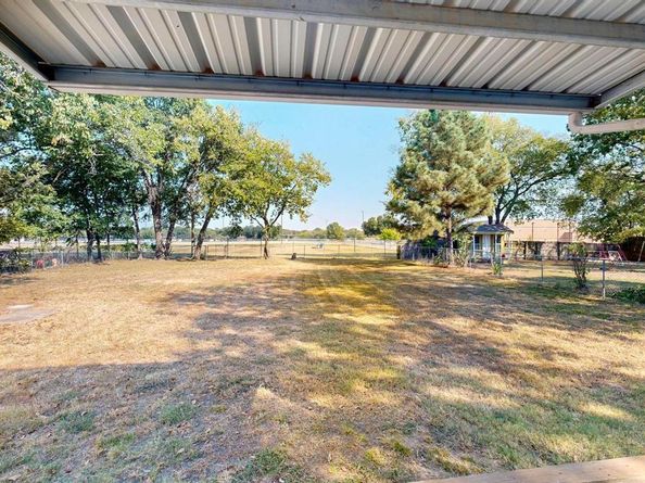 830  Carver Street , Mesquite Texas 75149