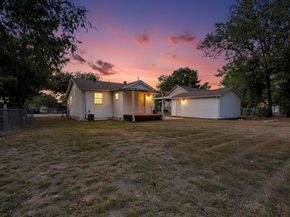 830  Carver Street , Mesquite Texas 75149