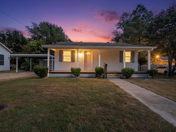 830  Carver Street , Mesquite Texas 75149