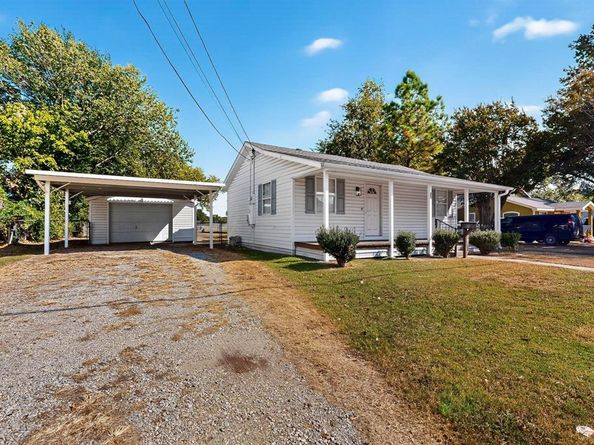 830  Carver Street , Mesquite Texas 75149